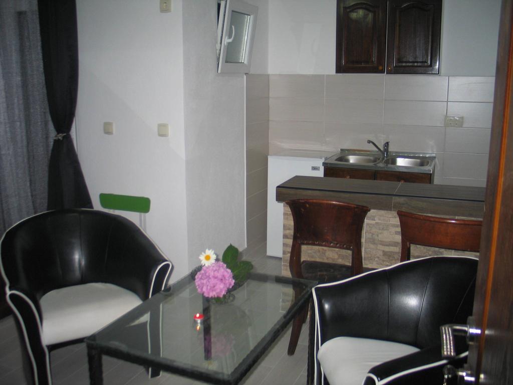 Guest House Dena Dobra Voda Camera foto