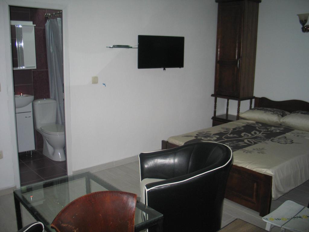 Guest House Dena Dobra Voda Camera foto
