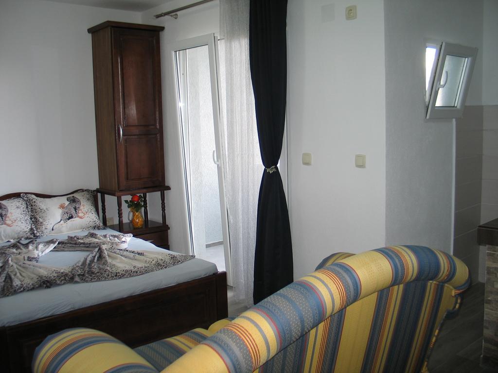 Guest House Dena Dobra Voda Camera foto