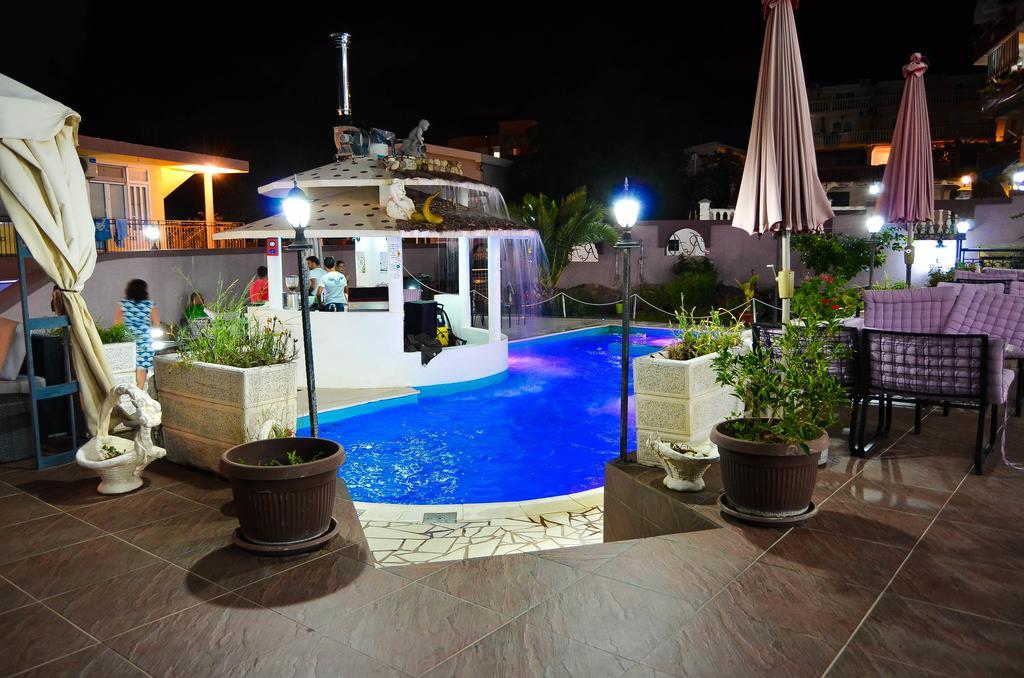 Guest House Dena Dobra Voda Esterno foto